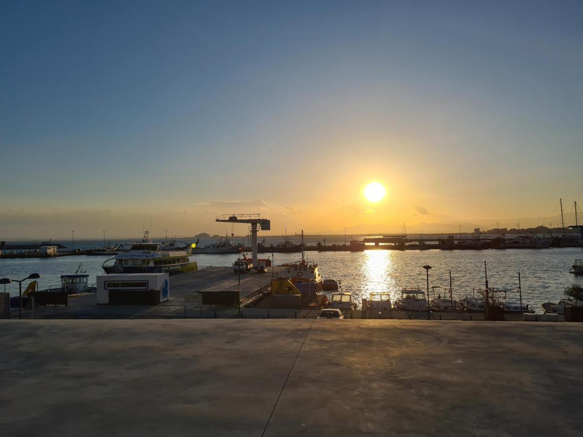 Acogedor Apartamento Vistas Al Mar Roses Luaran gambar