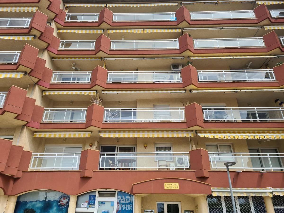 Acogedor Apartamento Vistas Al Mar Roses Luaran gambar